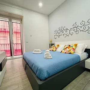 Appartement Casa Duomo, Naples